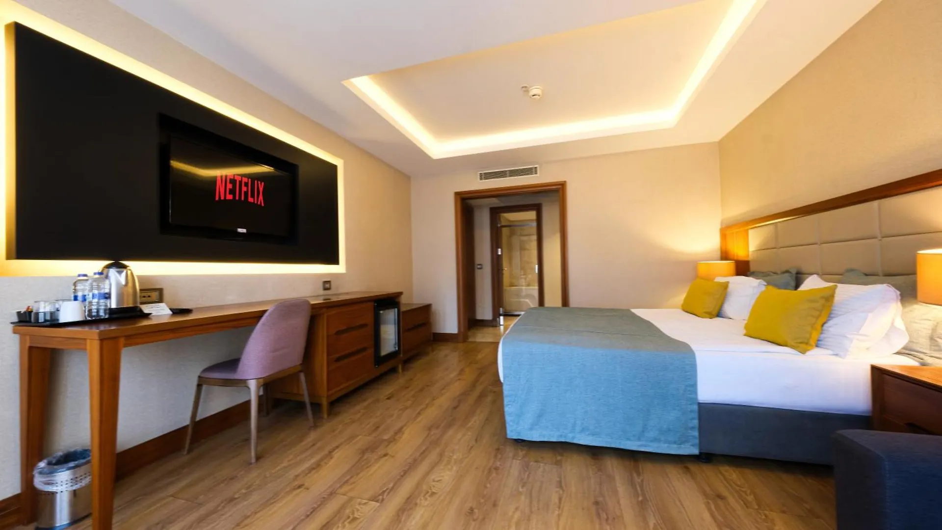 Endless Art Hotel-Special Category Стамбул 2*,  Турция